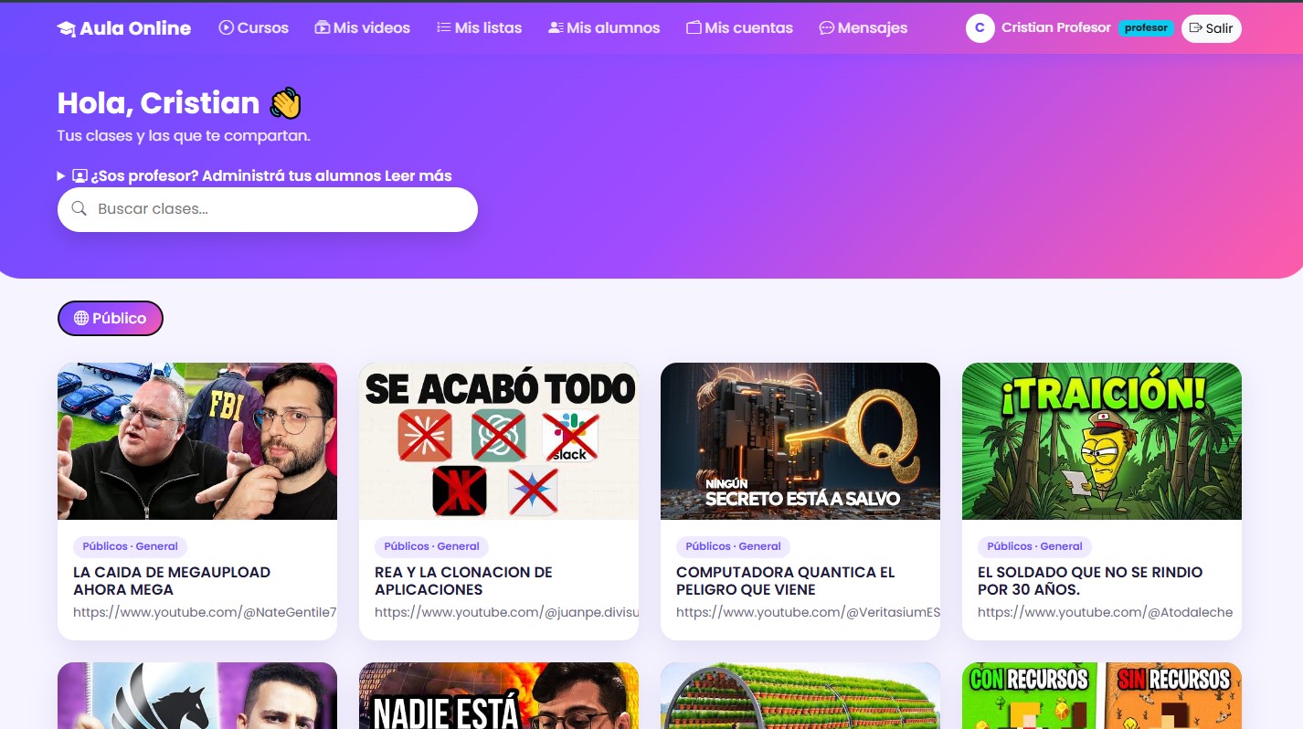 Foto de profesor de una plataforma educativa desarrollada por Ayuda Digital